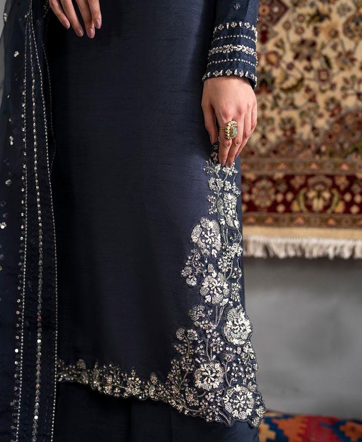 IZNIK - 3 PC SILK EMBROIDRED SUIT - WE001